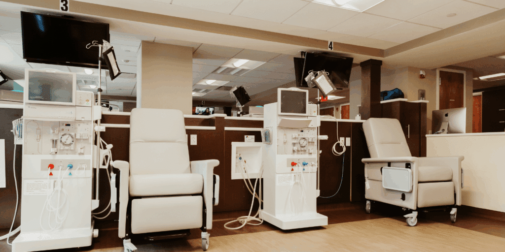 Photo of two inpatient dialysis chairs in the Rogosin Institute at the Methodist Home, which offers inpatient and outpatient hemodialysis in the Bronx, NY